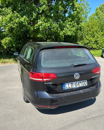 Volkswagen Passat cena 64900 przebieg: 239000, rok produkcji 2017 z Kock małe 56